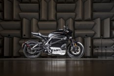 autóipar, harley-davidson, járműgyártás, online kereskedelem autóipar, harley-davidson, járműgyártás, online kereskedelem