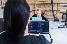 karrier, nők, programozás, webfejlesztés karrier, nők, programozás, webfejlesztés